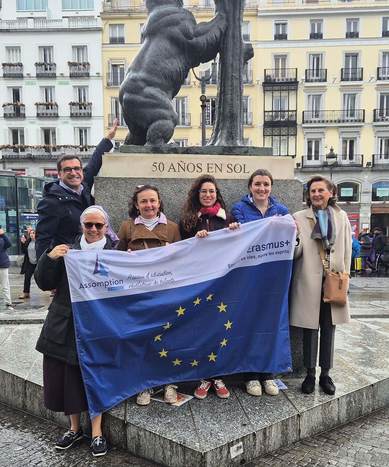 professeurs-famille-assomption-france-projets-pedagogiques Professeurs du réseau Assomption France impliqués dans des projets pédagogiques et solidaires pour accompagner la réussite des élèves.